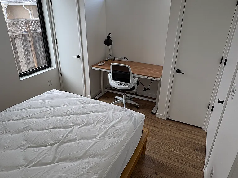 111 Poppy Ct — Photo 2