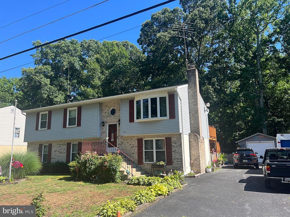 2nd image of 1183 Cedar Ave