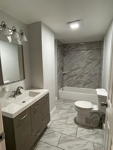 164 Bridgham St #1 Photo 1