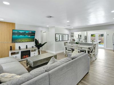 2809 NW 7th Ave, Fort Lauderdale, FL, 33311