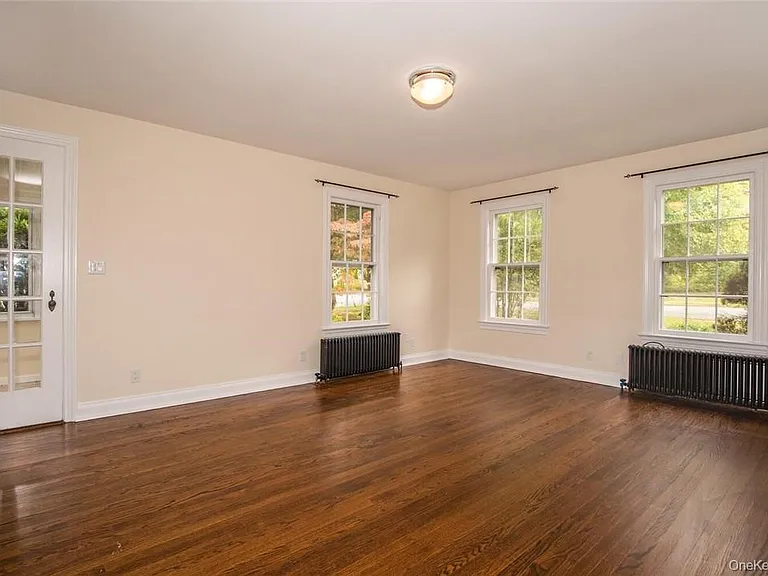227 N Main St #1 — Photo 11