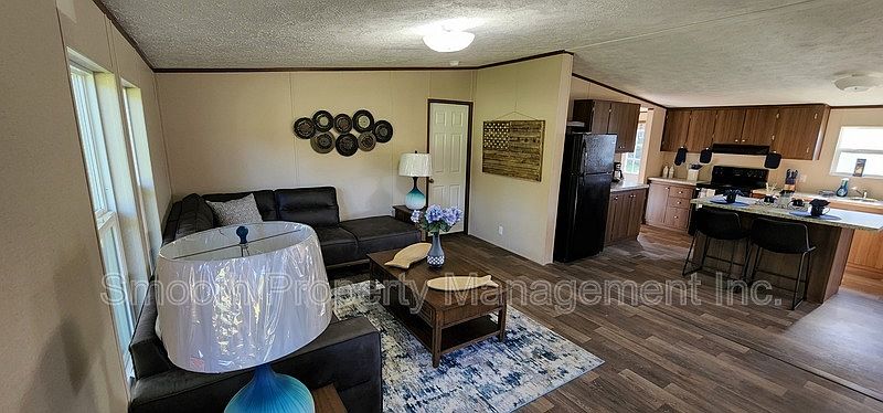 1st image of 7812 Fleetwood Dr
