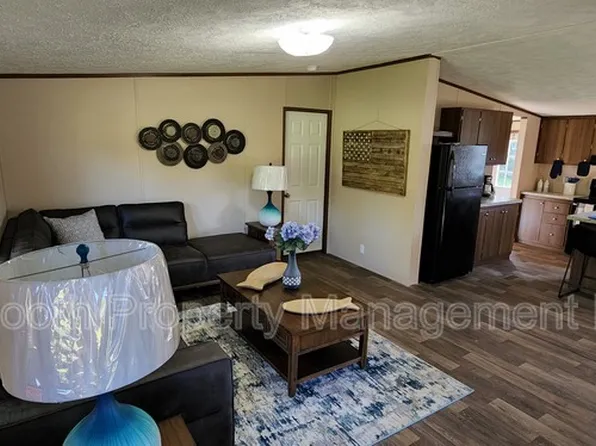 7812 Fleetwood Dr, Milton, FL 32570