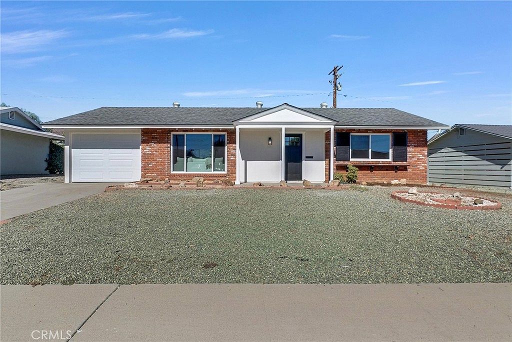 25800 Coombe Hill Dr