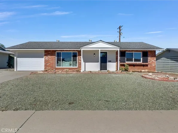 25800 Coombe Hill Dr, Menifee, CA 92586