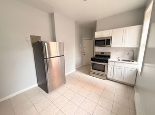 810 West St #2E, Union City, NJ 07087