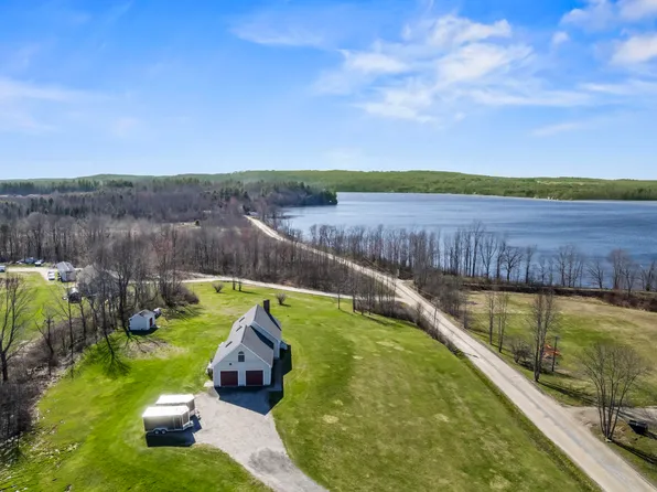 20 Marrs Point Road, Wales, ME 04280