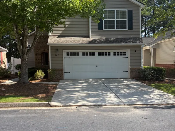 424 Chatooga Ln, Woodstock, GA 30188