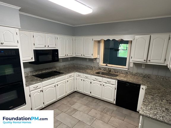 4th image of 7065 Stanley Dr
