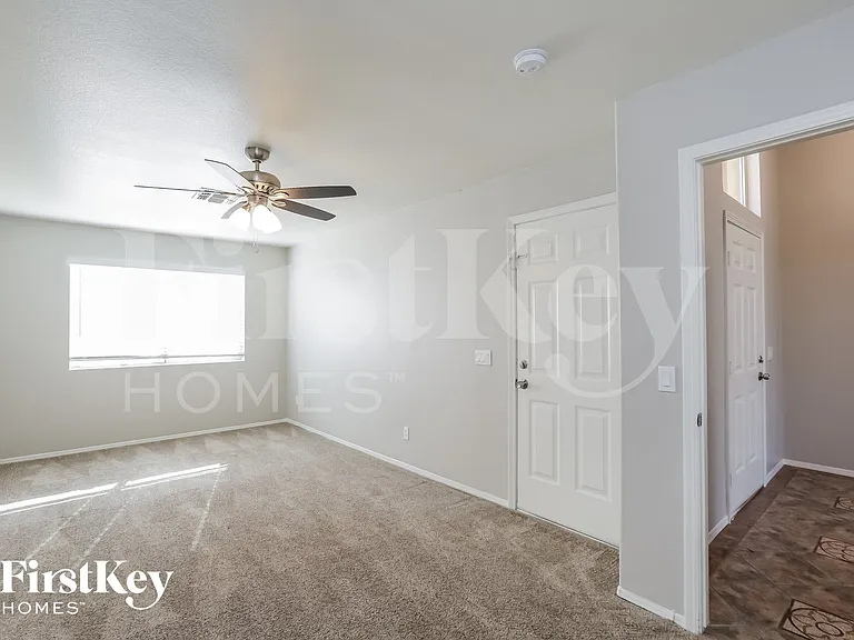 16136 W Desert Bloom St — Photo 13