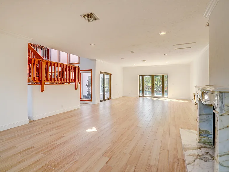 5730 Vista Linda Ln — Photo 16