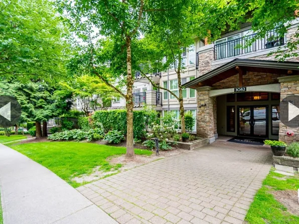 3082 Dayanee Springs Blvd, Coquitlam, BC V3E 0A3