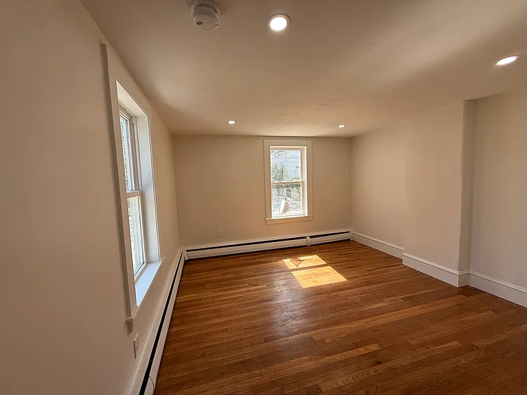 65 Holland St #63 — Photo 7