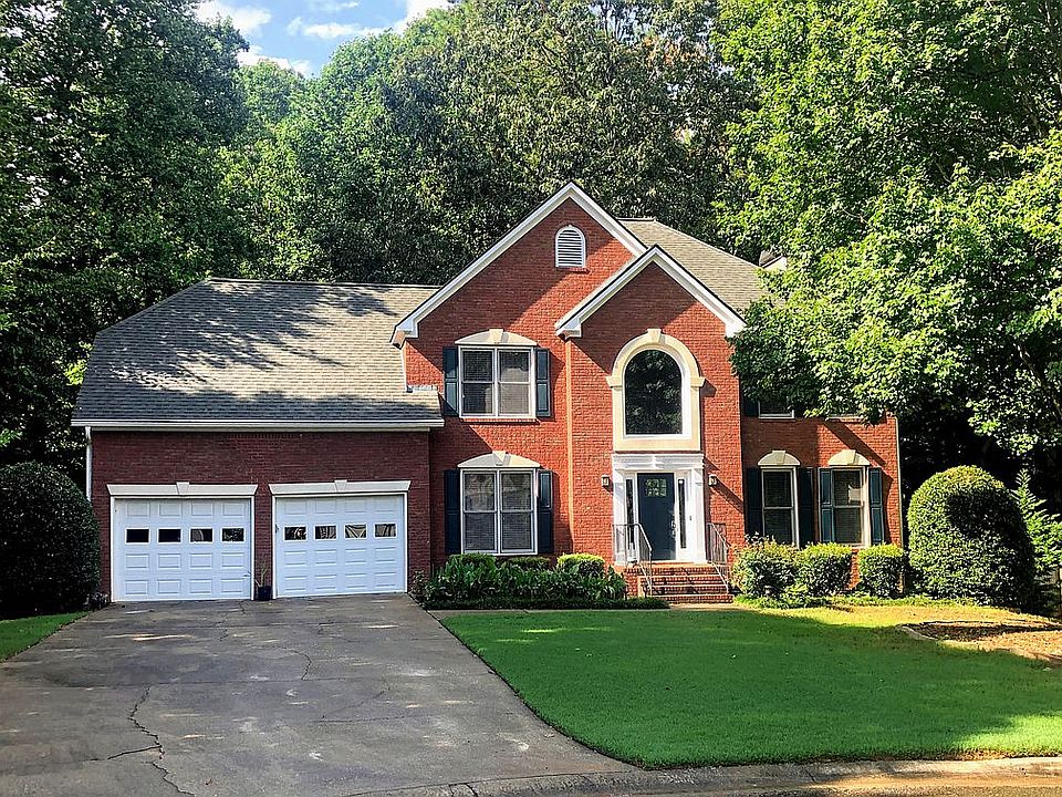 1st image of 3304 Woodcrest Ct SE