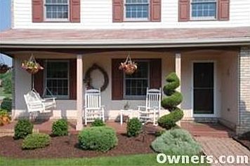 Custom home in great neighborhood