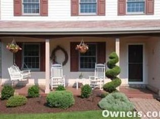 303 Spartan Dr, Mc Kees Rocks, PA 15136