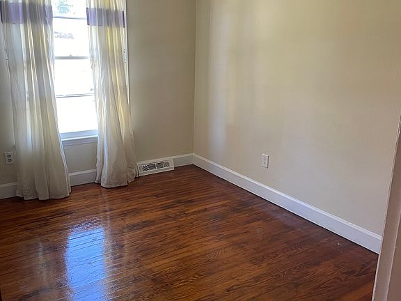 2nd image of 7723 Picardy Pl