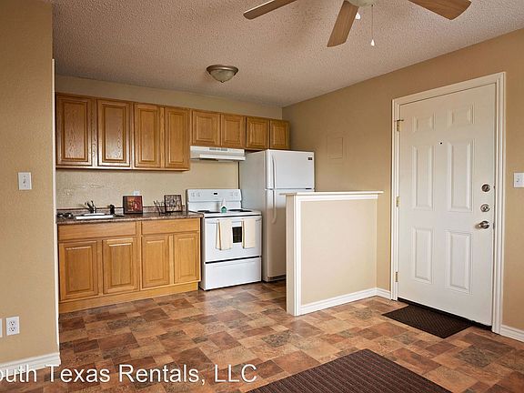 4th image of 1811 Lawndale Ave APT 7