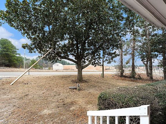 5th image of 4060 Legion Rd