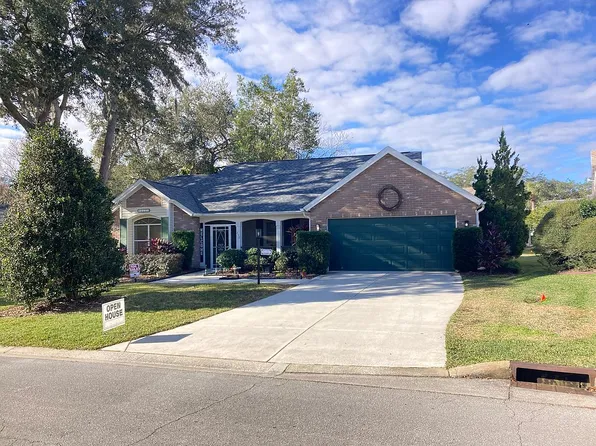 212 Palermo Pl, Lady Lake, FL 32159