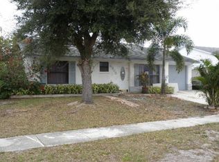 5905 Dewitt Pl, Lake Worth, FL 33463