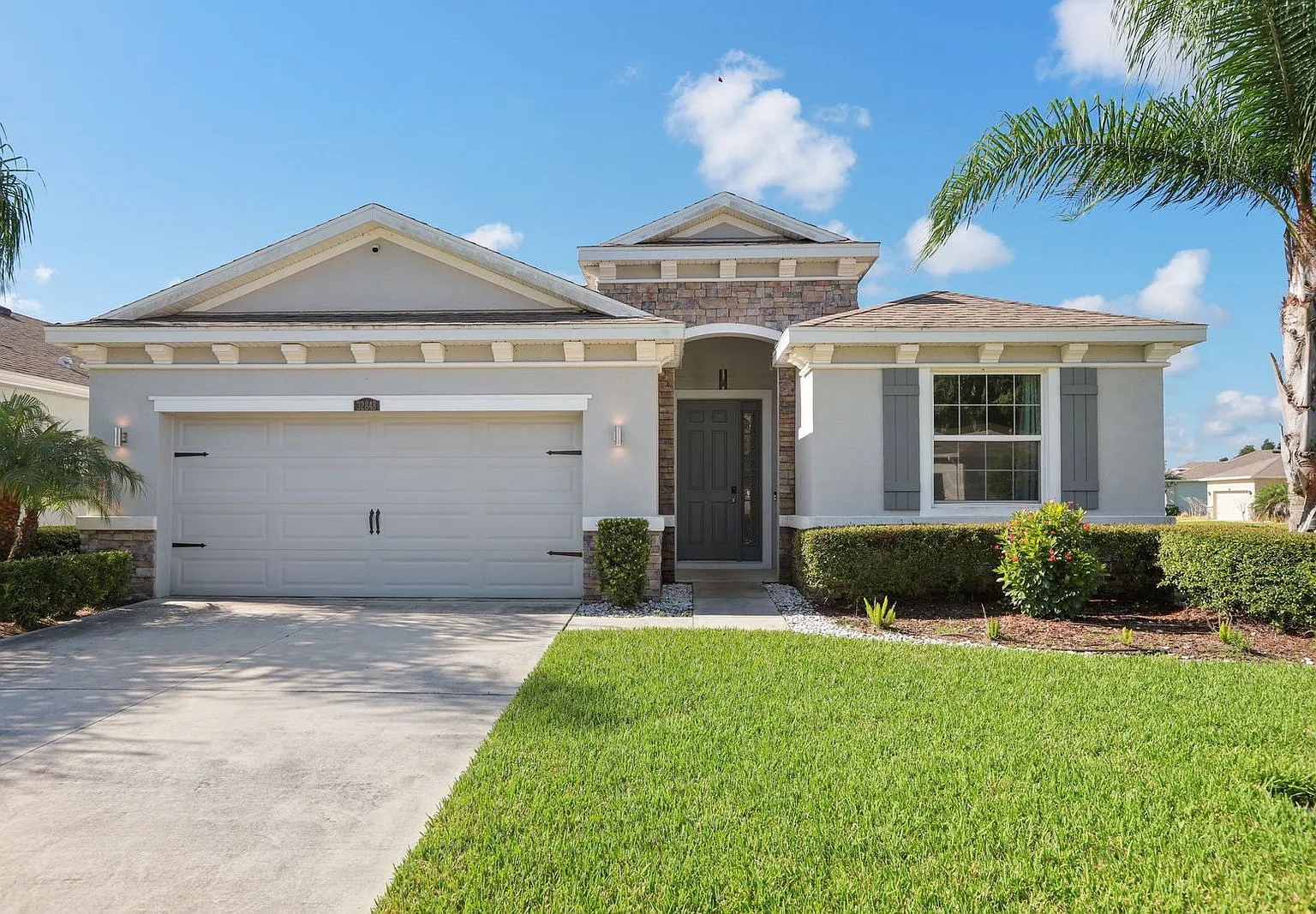 4 bed, 2.5 bath, 2045 sqft, $2,950 — Photo 1