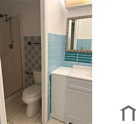 723 E Boulevard Chatelaine — Photo 3