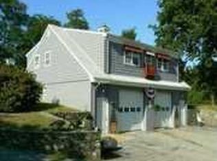 173 Maple Ave #R, Barrington, RI 02806