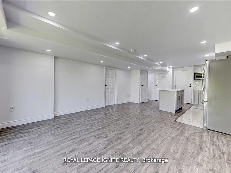 103 Bremner St #BASEMENT — Photo 8