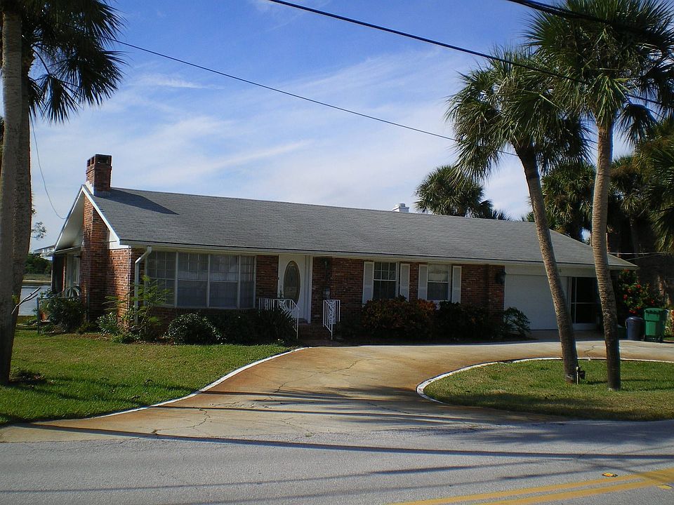2826 John Anderson Dr.