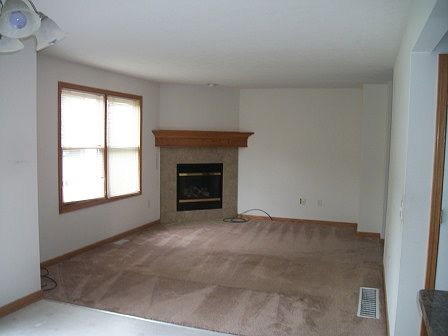 2nd image of 927 Westland Dr