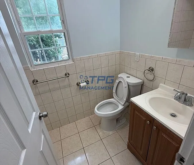 245 N 19th St #2 — Photo 10