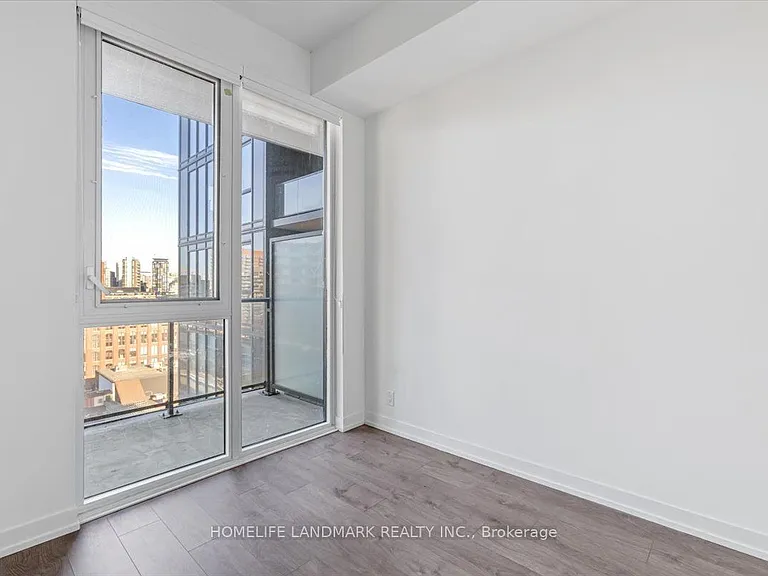 270 Dufferin St #1023 — Photo 12