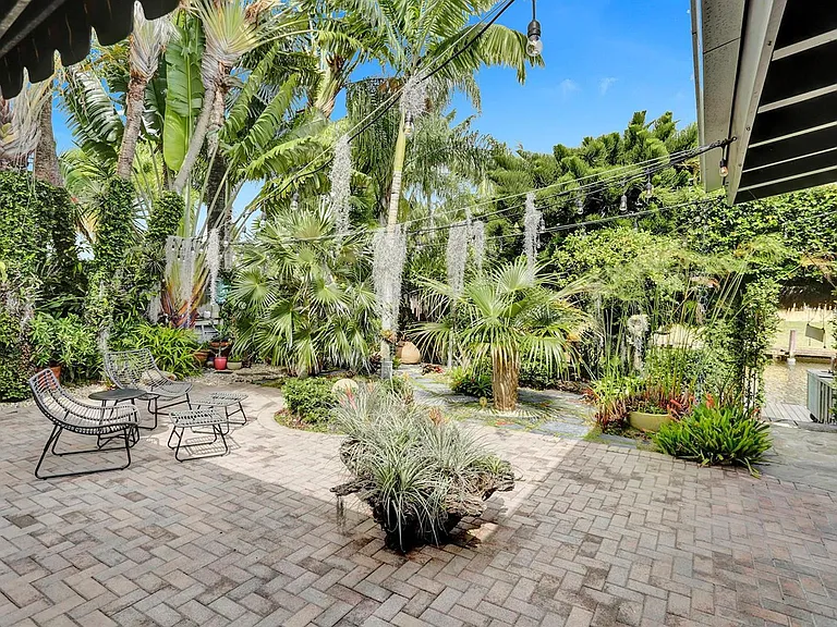 1613 SW 5th Ct — Photo 19