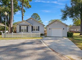 9 Stono Ct, Beaufort, SC 29902