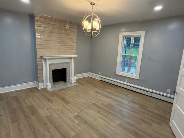 348 N Pennsylvania Ave APT A, Greensburg, PA 15601