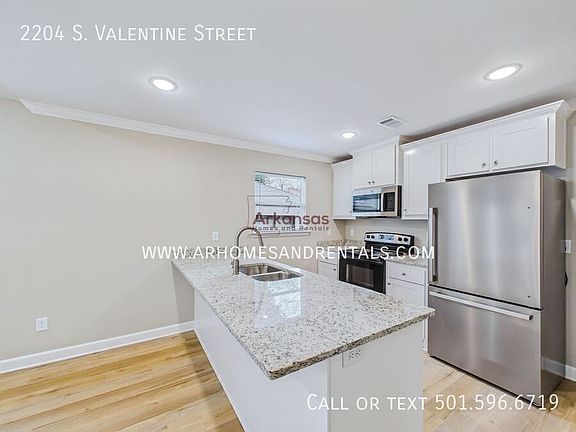 5th image of 2204 S Valentine St