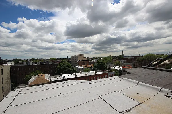 Rented by Nooklyn NYC LLC | media 39