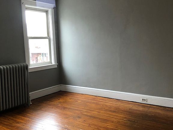 3rd image of 704 W Vine St #5564915A4