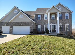 1154 Hollow Valley Ct, Saint Charles, MO