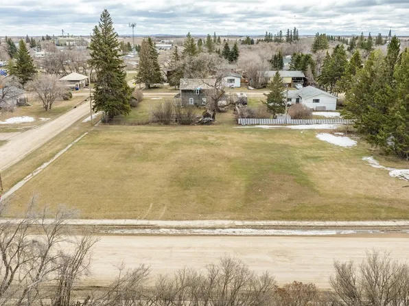 560 1st Avenue S, Duck Lake, SK S0K 0G8