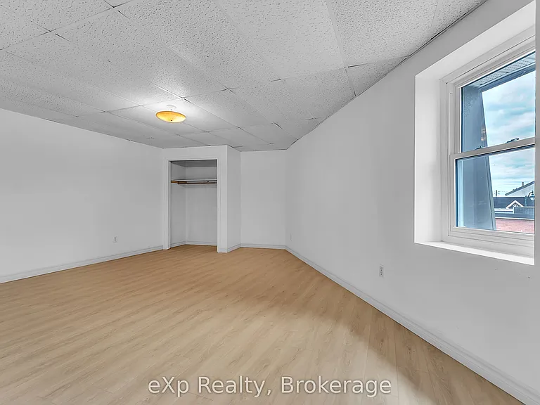 2 King St #2 — Photo 9