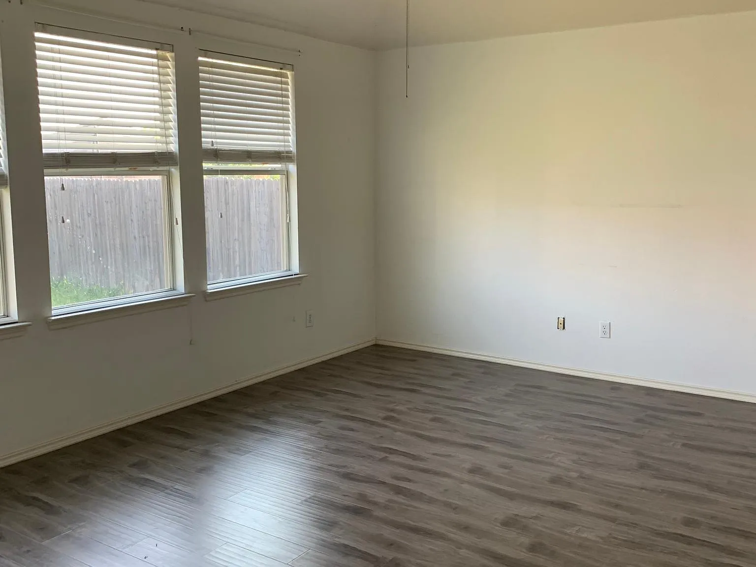 3 bed, 1467 sqft, $1,675 — Photo 3