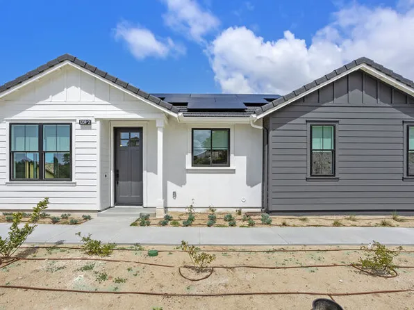 1239 Stonemark Pl, Vista, CA
