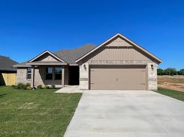 141 Joel St, Springtown, TX 76082