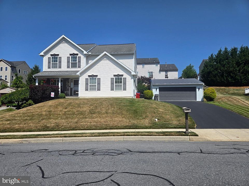 1st image of 223 Longview Dr