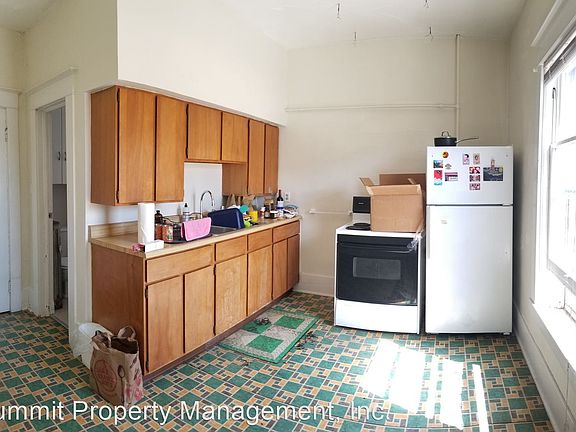 5th image of 508 S 3rd St W APT 7