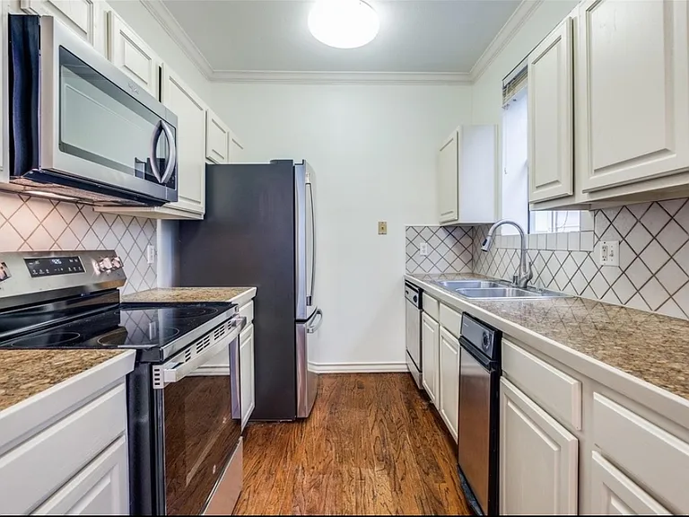 3537 Normandy Ave #B — Photo 7