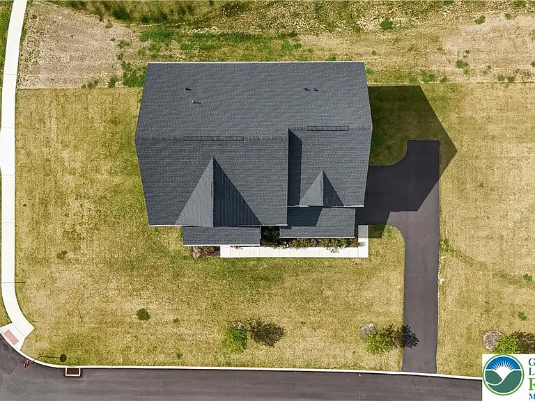 8548 Lafayette Ln — Photo 11