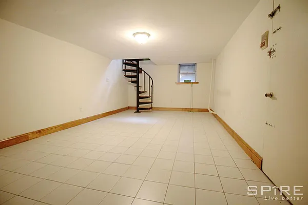 Rented by Spire Group | media 35